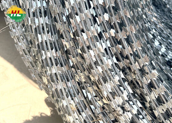 Factory Supply Egoza Steel Razor Wire / Galvanized Concertina Wire / BTO-16 Razor Barbed Wire
