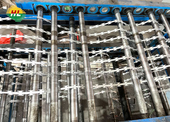 Factory Supply Egoza Steel Razor Wire / Galvanized Concertina Wire / BTO-16 Razor Barbed Wire