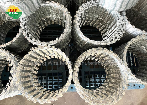 1.1m Hot Selling Hot Dipped Galvanized Steel Egoza Coil  Bto-18 Roll Concertina Razor Barbed Wire